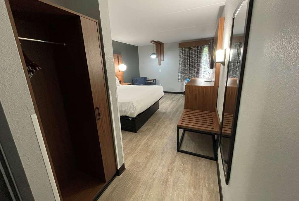 La Quinta Inn & Suites By Wyndham Fayetteville I-95 الغرفة الصورة